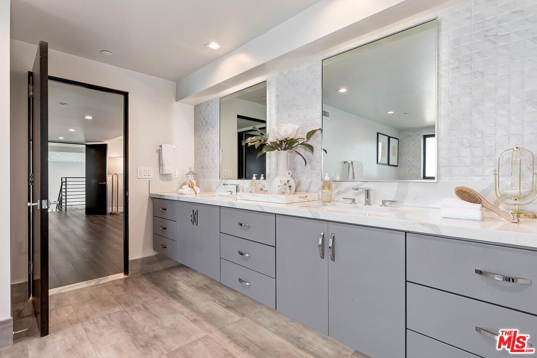 Bathroom, Dual Sink Vanities, Interior, Recessed Lighting, Wood Texture Flooring