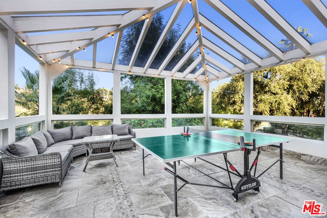 Game Room, Interior, Sun Room