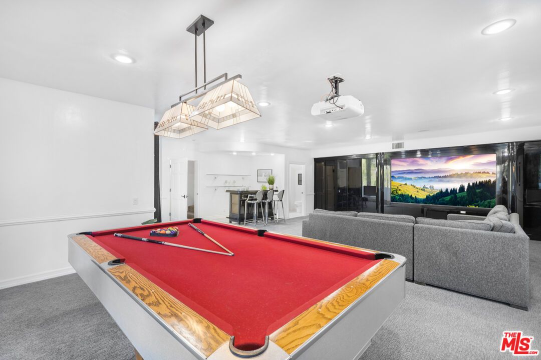 Billiard Table, Game Room, Interior, Living room, Pendant Lights, Recessed Lighting