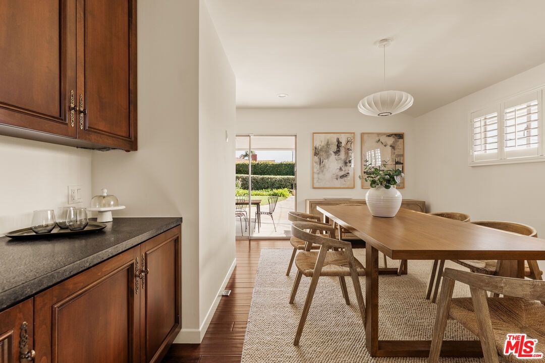 Dining room, Interior, Pendant Lights, Recessed Lighting, Wood Texture Flooring