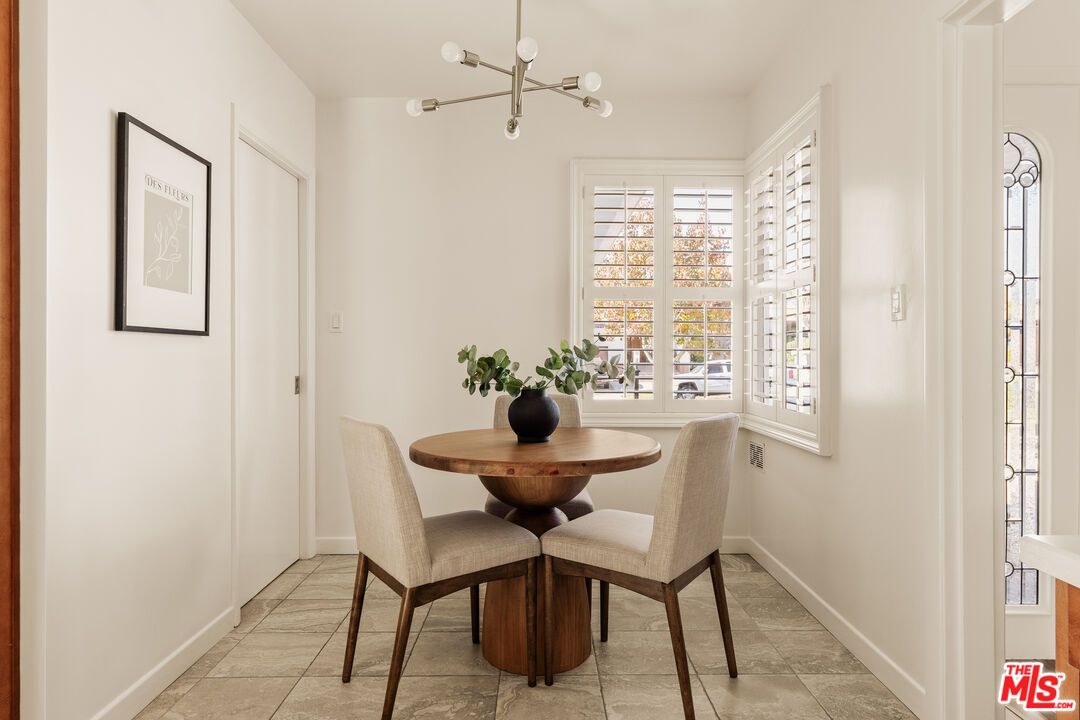 Dining room, Interior, Pendant Lights
