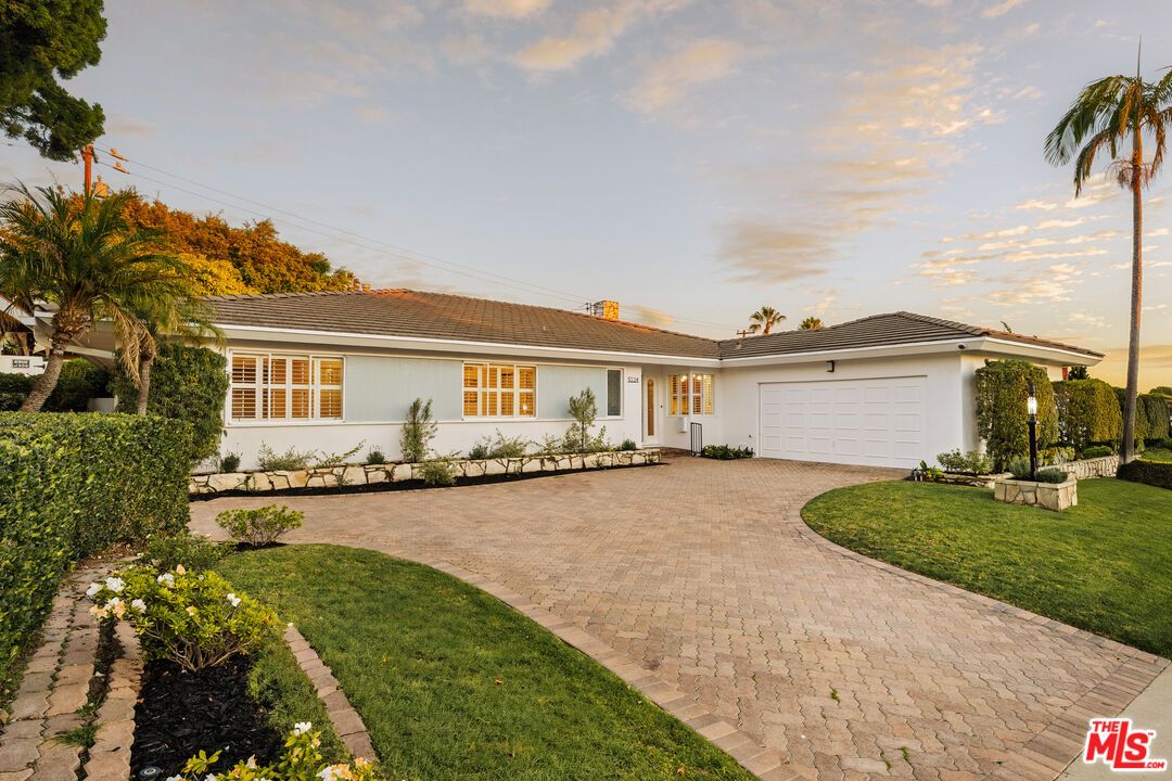 Attached, Backyard, Exterior, Facade, Ranch