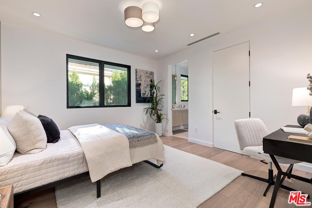 Bedroom, Home Office, Interior, Recessed Lighting, Wood Texture Flooring