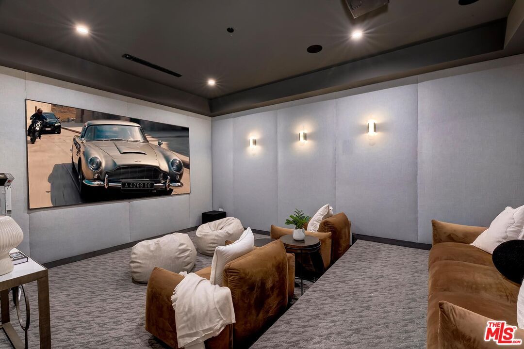 Interior, Recessed Lighting, Theatre Room