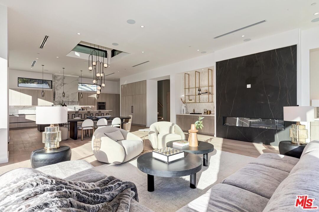 Fireplace, Interior, Kitchen, Living room, Marble Walls, Pendant Lights, Recessed Lighting