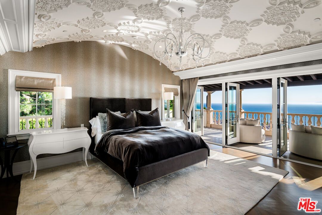 Bedroom, Chandelier, Interior, Water, Wood Texture Flooring