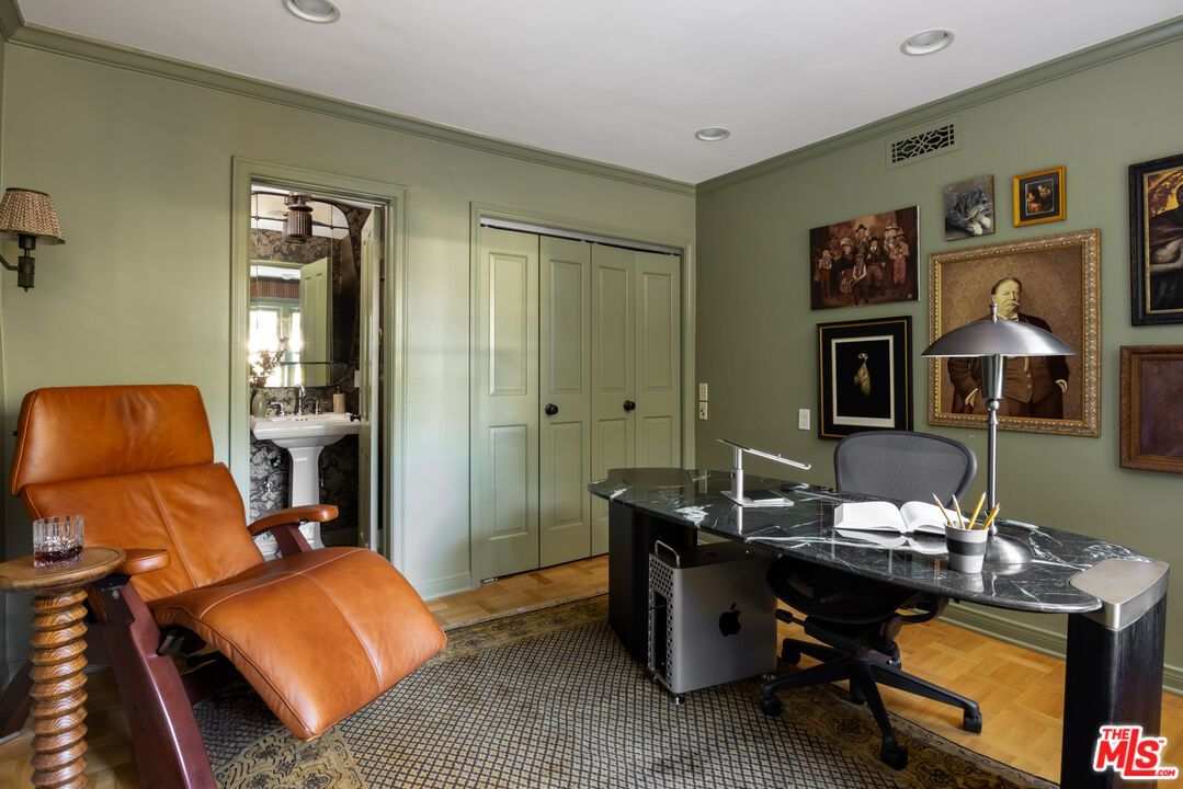 Home Office, Interior, Recessed Lighting, Wood Texture Flooring