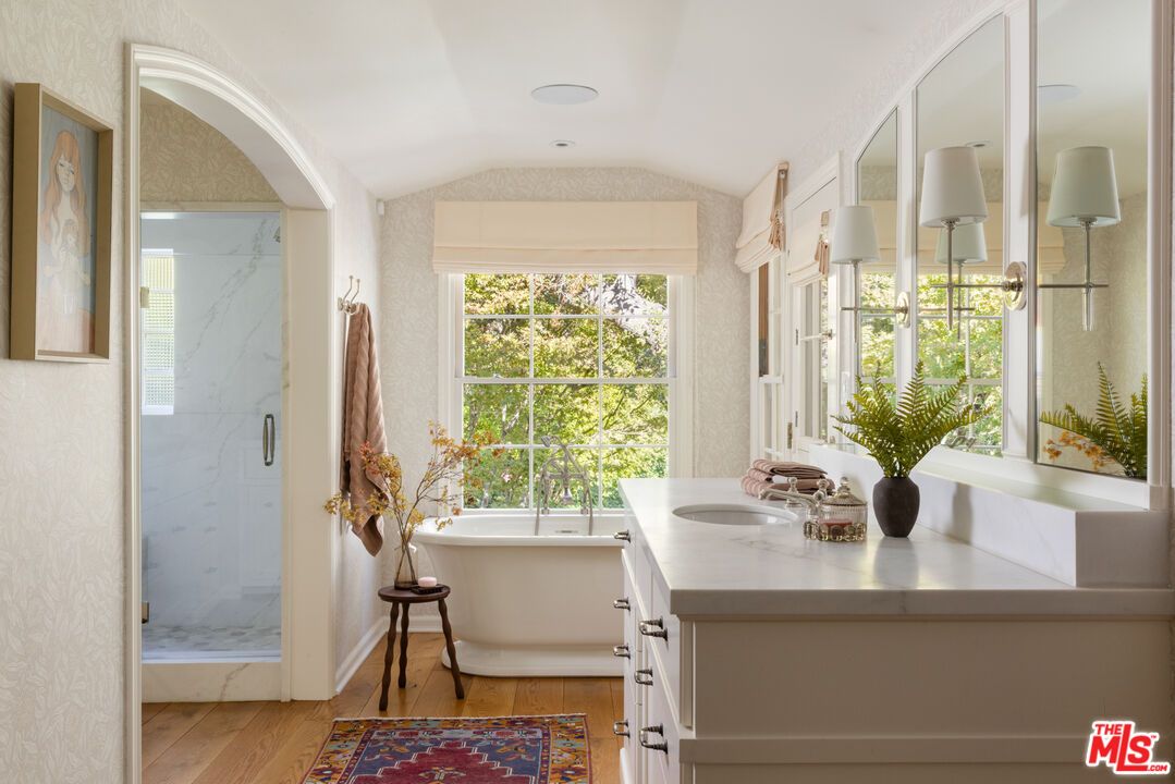 Bathroom, Interior, Marble Walls, Recessed Lighting, Wood Texture Flooring