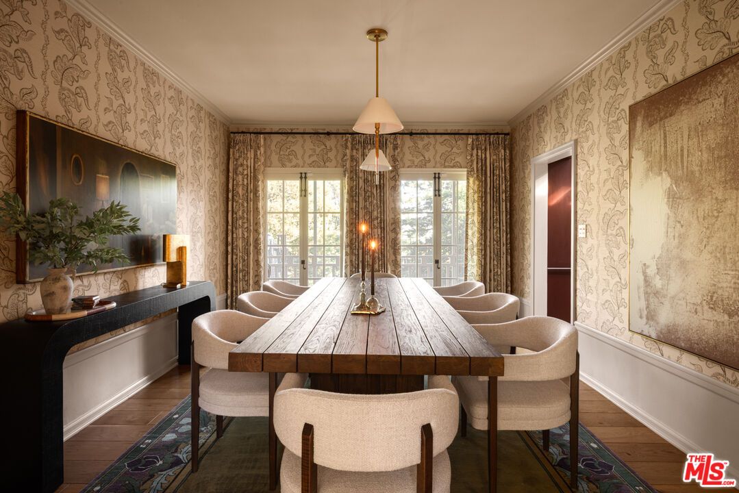 Dining room, Interior, Wood Texture Flooring