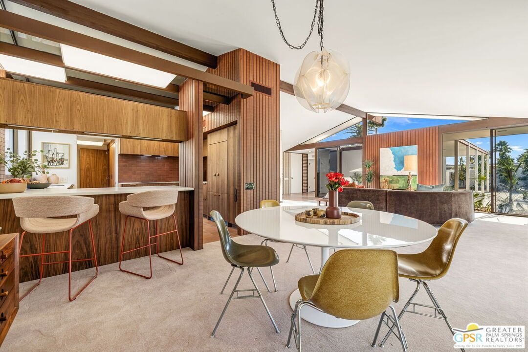 Dining room, Interior, Kitchen, Pendant Lights
