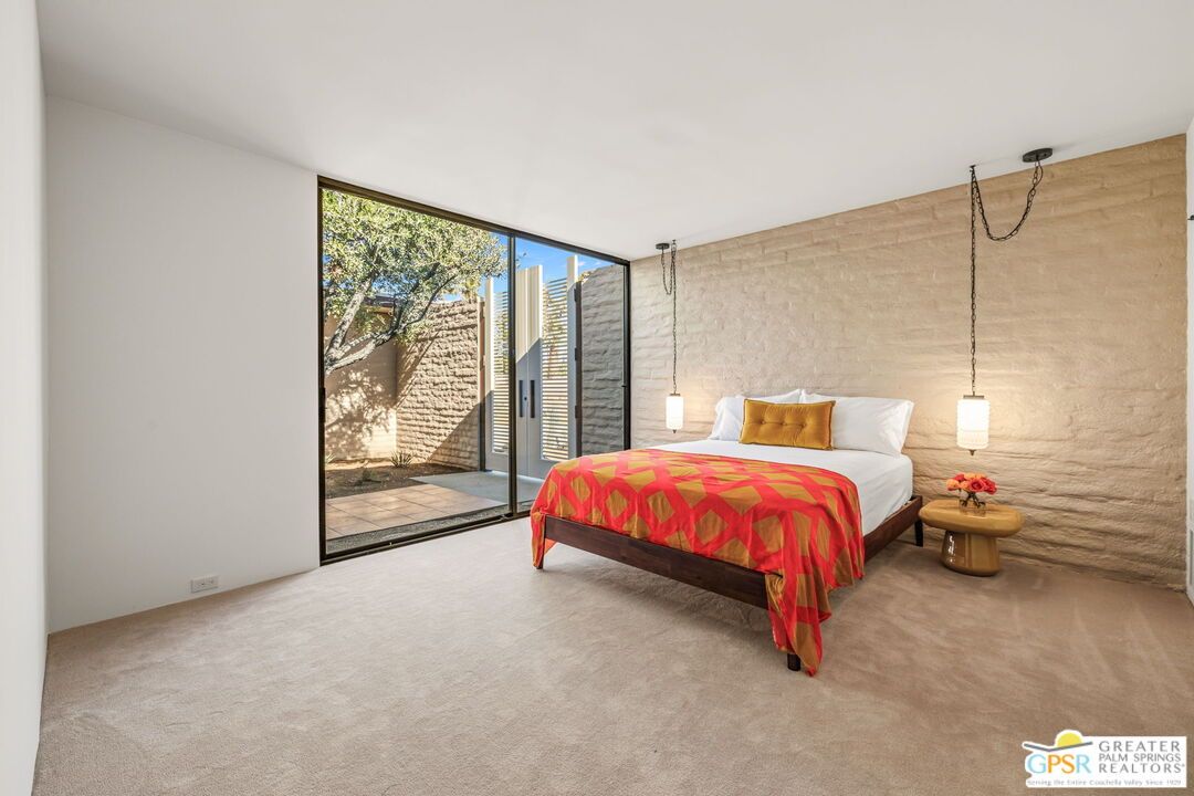 Bedroom, Interior, Pendant Lights