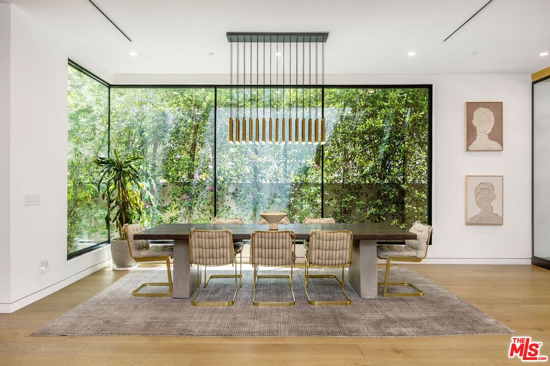 Dining room, Interior, Pendant Lights, Recessed Lighting, Wood Texture Flooring