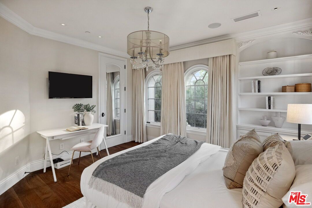 Bedroom, Chandelier, Home Office, Interior, Recessed Lighting, Wood Texture Flooring