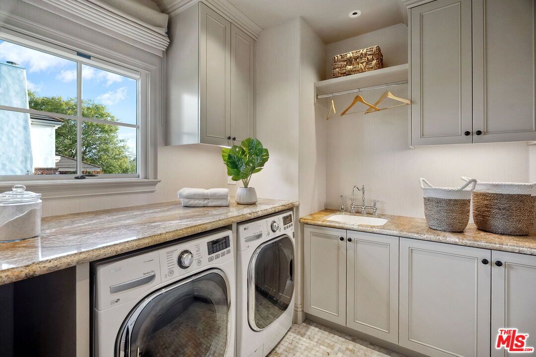 Interior, Recessed Lighting, Washer