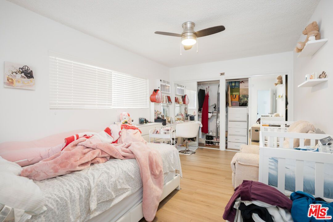 Bedroom, Home Office, Interior, Wood Texture Flooring