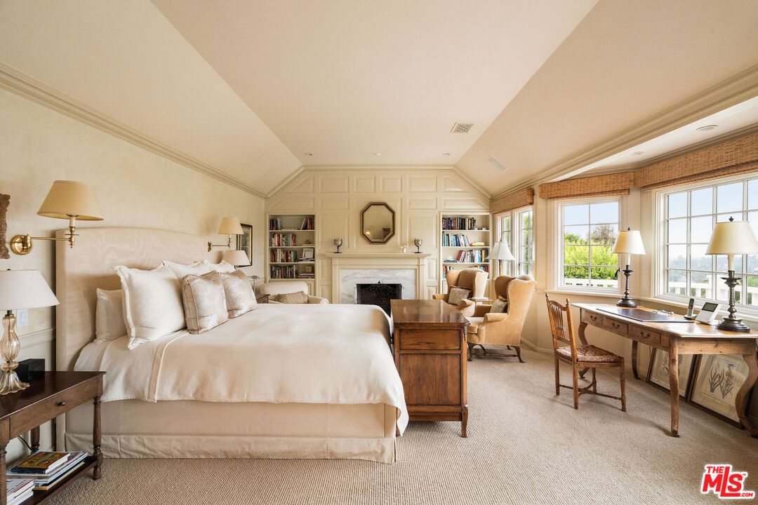 Bedroom, Fireplace, Home Office, Interior, Recessed Lighting