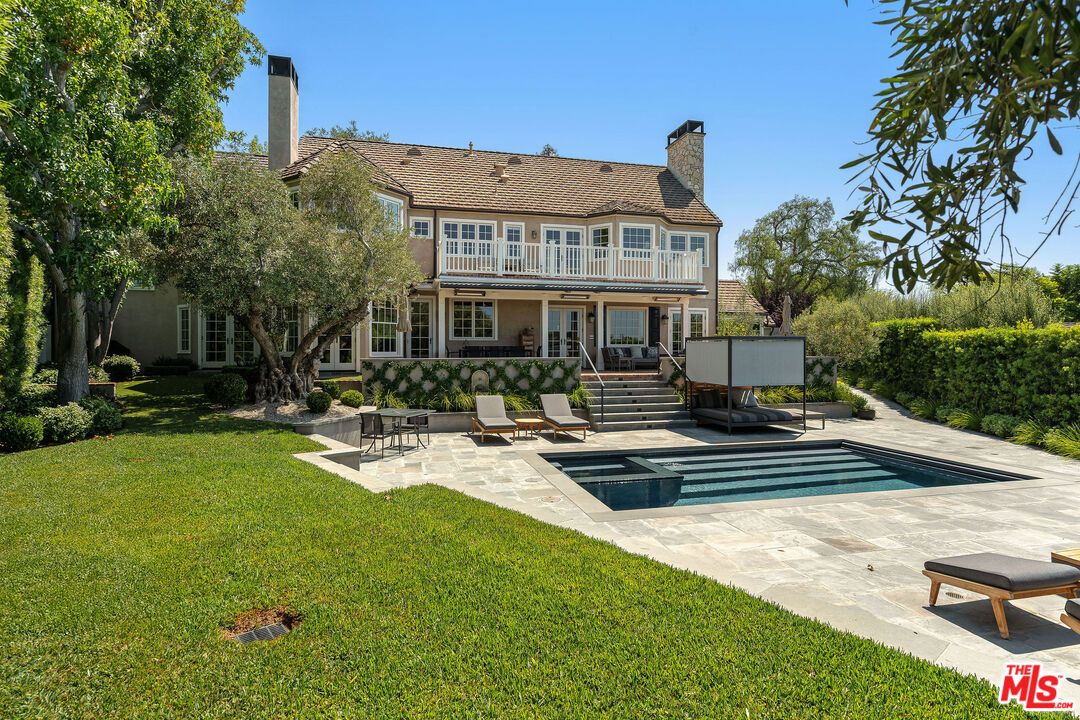 Backyard, Exterior, Pool