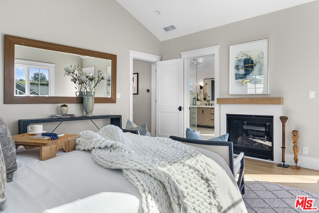 Bedroom, Fireplace, Interior, Recessed Lighting, Wood Texture Flooring