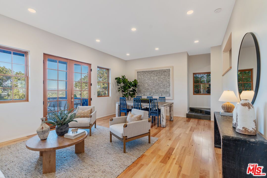 Dining room, Interior, Living room, Recessed Lighting, Wood Texture Flooring