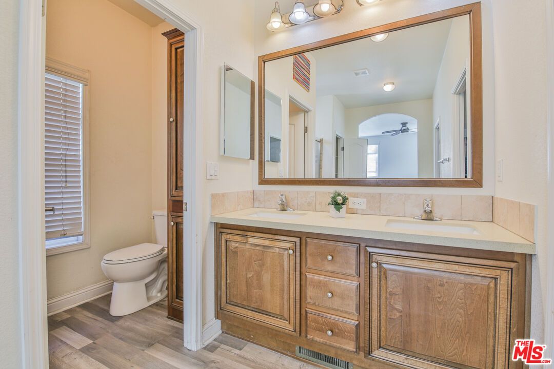 Bathroom, Dual Sink Vanities, Interior, Wood Texture Flooring