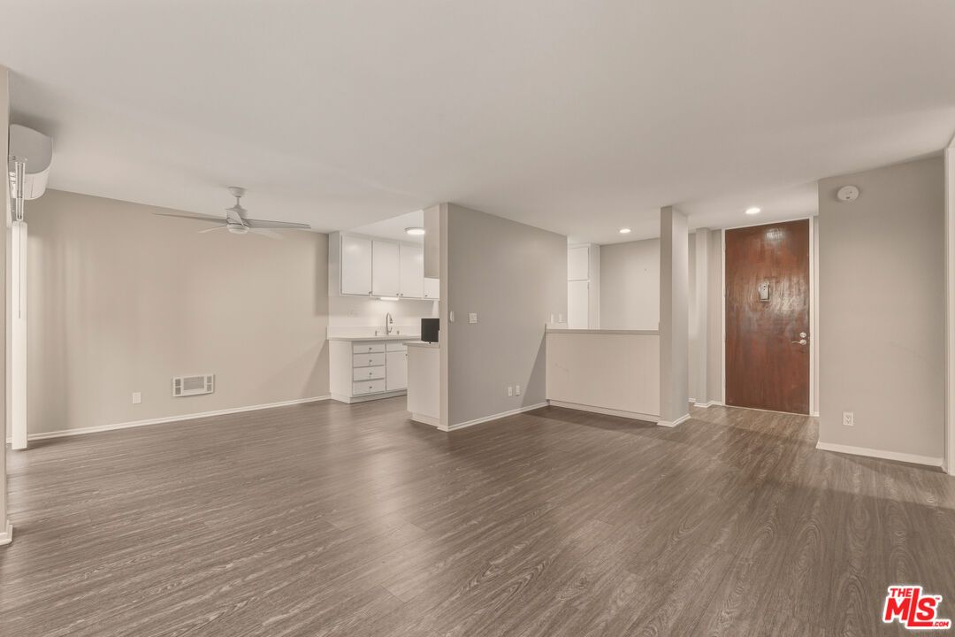 Empty room, Interior, Kitchen, Recessed Lighting, Wood Texture Flooring