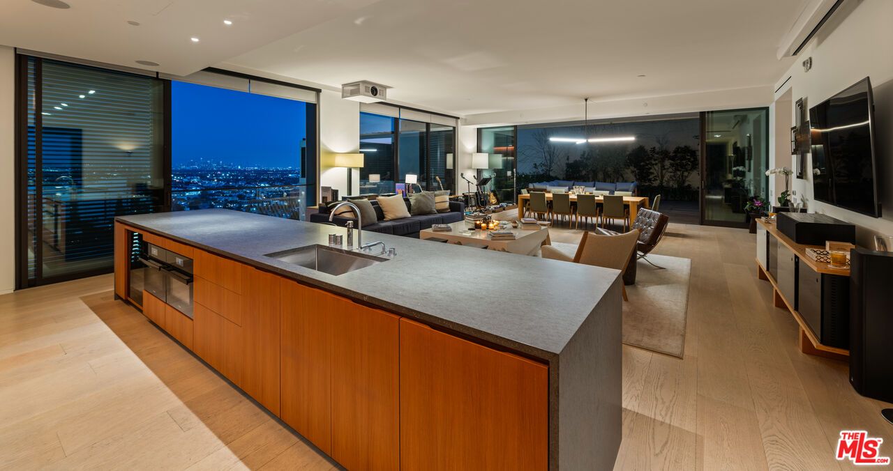 Dining room, Interior, Kitchen, Living room, Pendant Lights, Recessed Lighting, Wood Texture Flooring