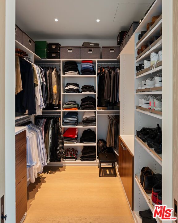 Interior, Recessed Lighting, Walk-in Closets, Wood Texture Flooring