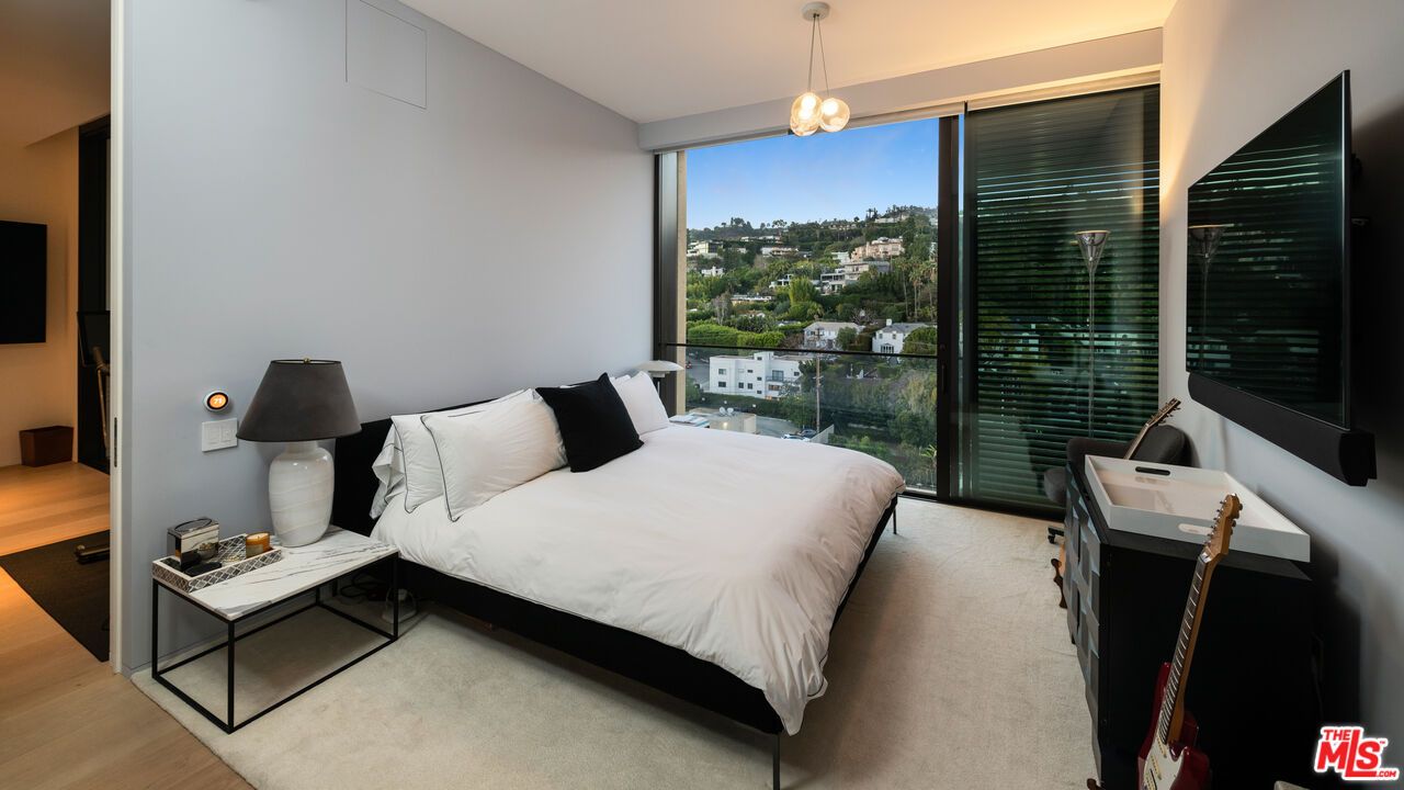 Bedroom, Interior, Pendant Lights, Wood Texture Flooring