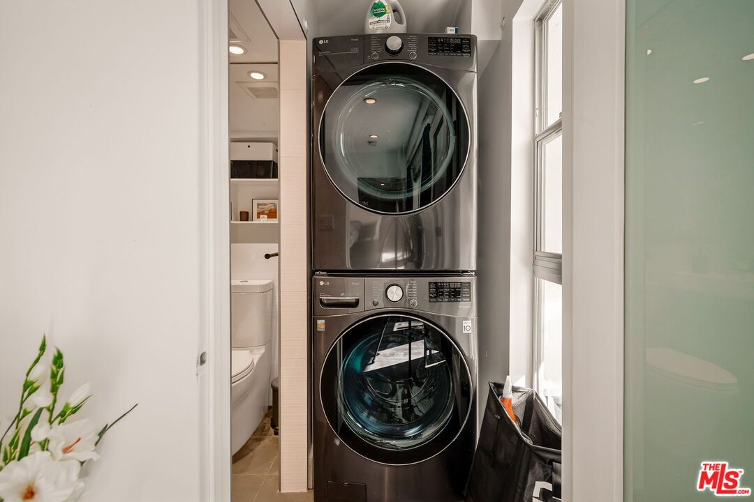 Interior, Utility Closets, Washer