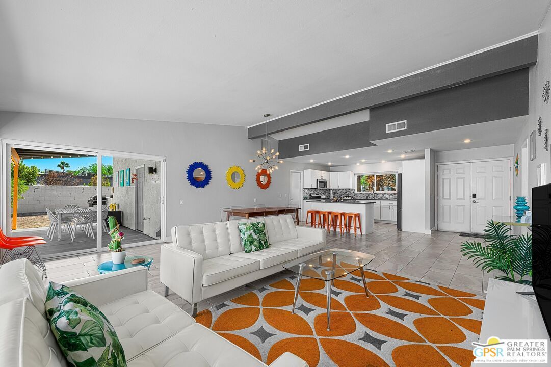 Interior, Kitchen, Living room, Pendant Lights, Recessed Lighting