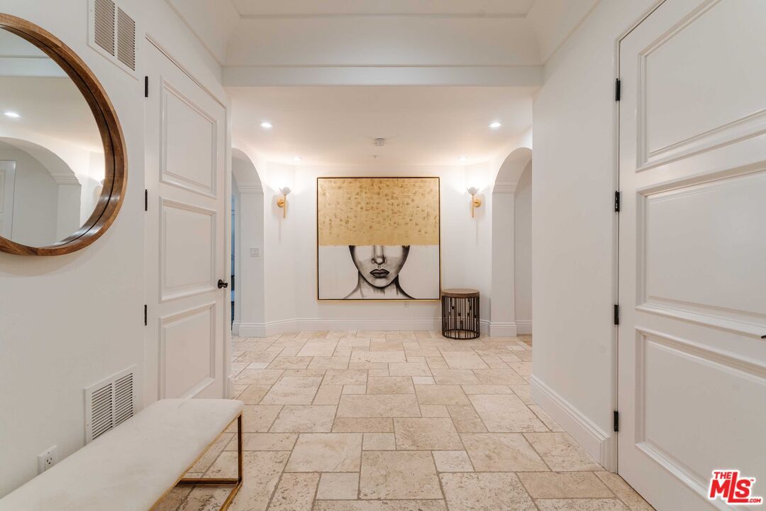 Interior, Recessed Lighting