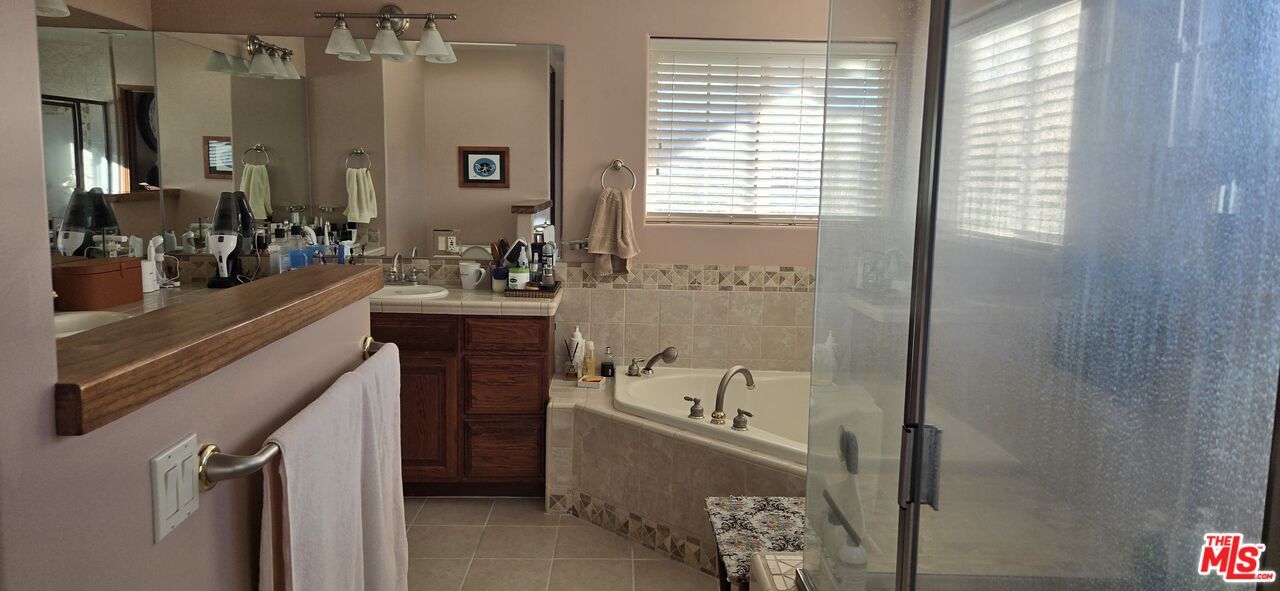 Bathroom, Dual Sink Vanities, Glass Shower, Interior