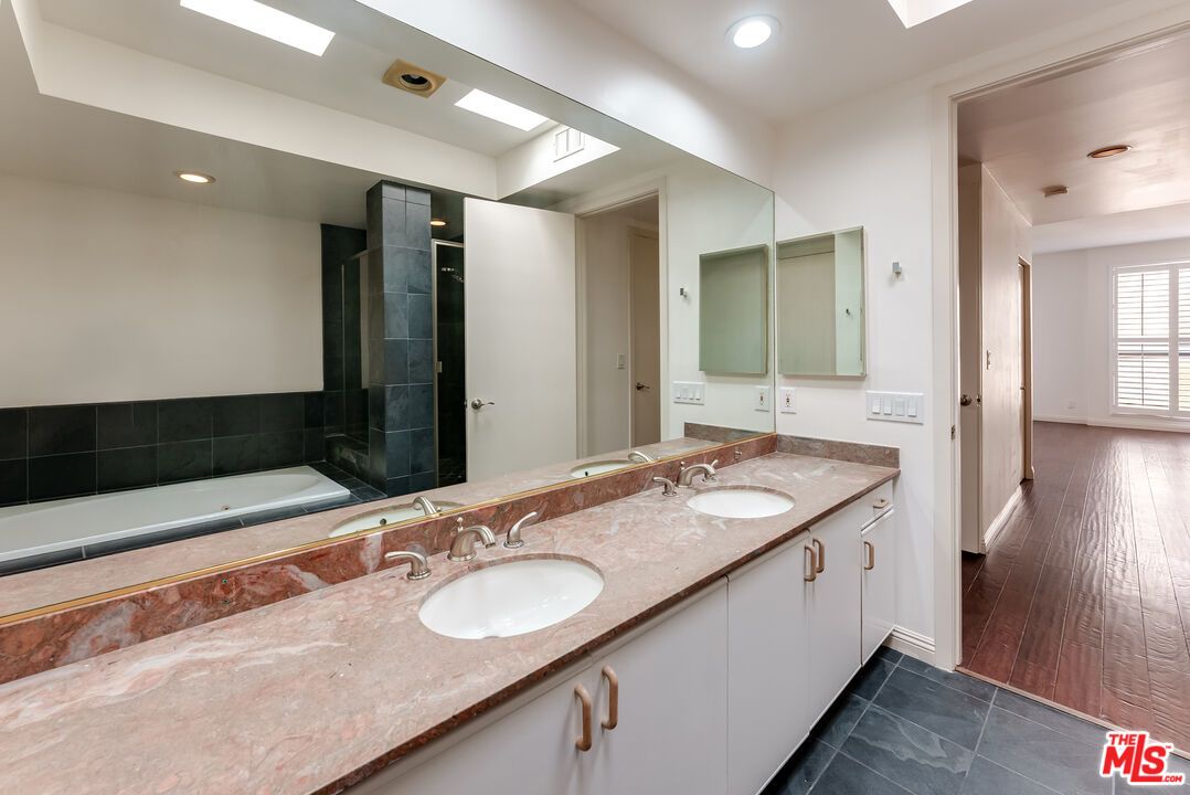 Bathroom, Dual Sink Vanities, Interior, Recessed Lighting, Wood Texture Flooring