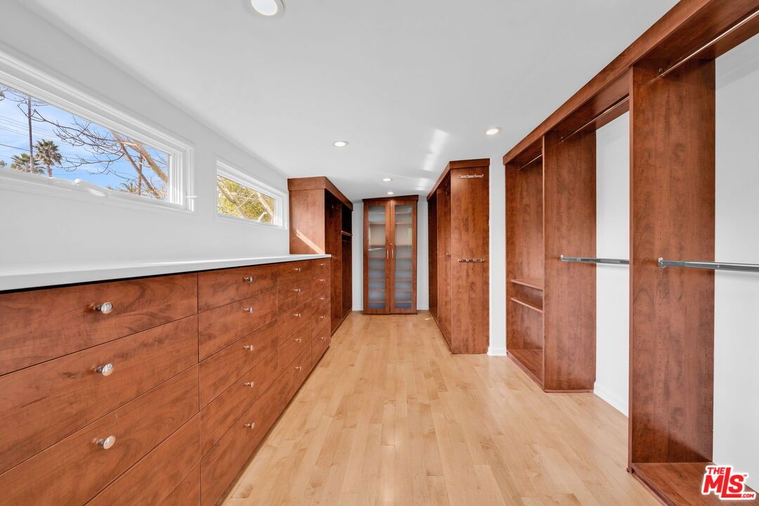 Interior, Recessed Lighting, Walk-in Closets, Wood Texture Flooring