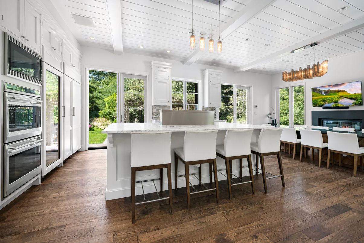 Interior, Kitchen, Pendant Lights, Recessed Lighting, Wood Texture Flooring