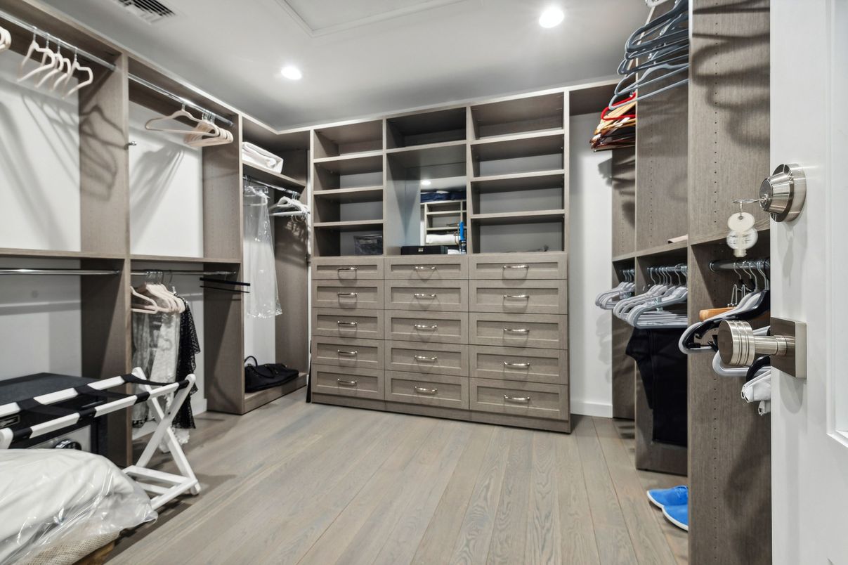 Interior, Recessed Lighting, Walk-in Closets, Wood Texture Flooring