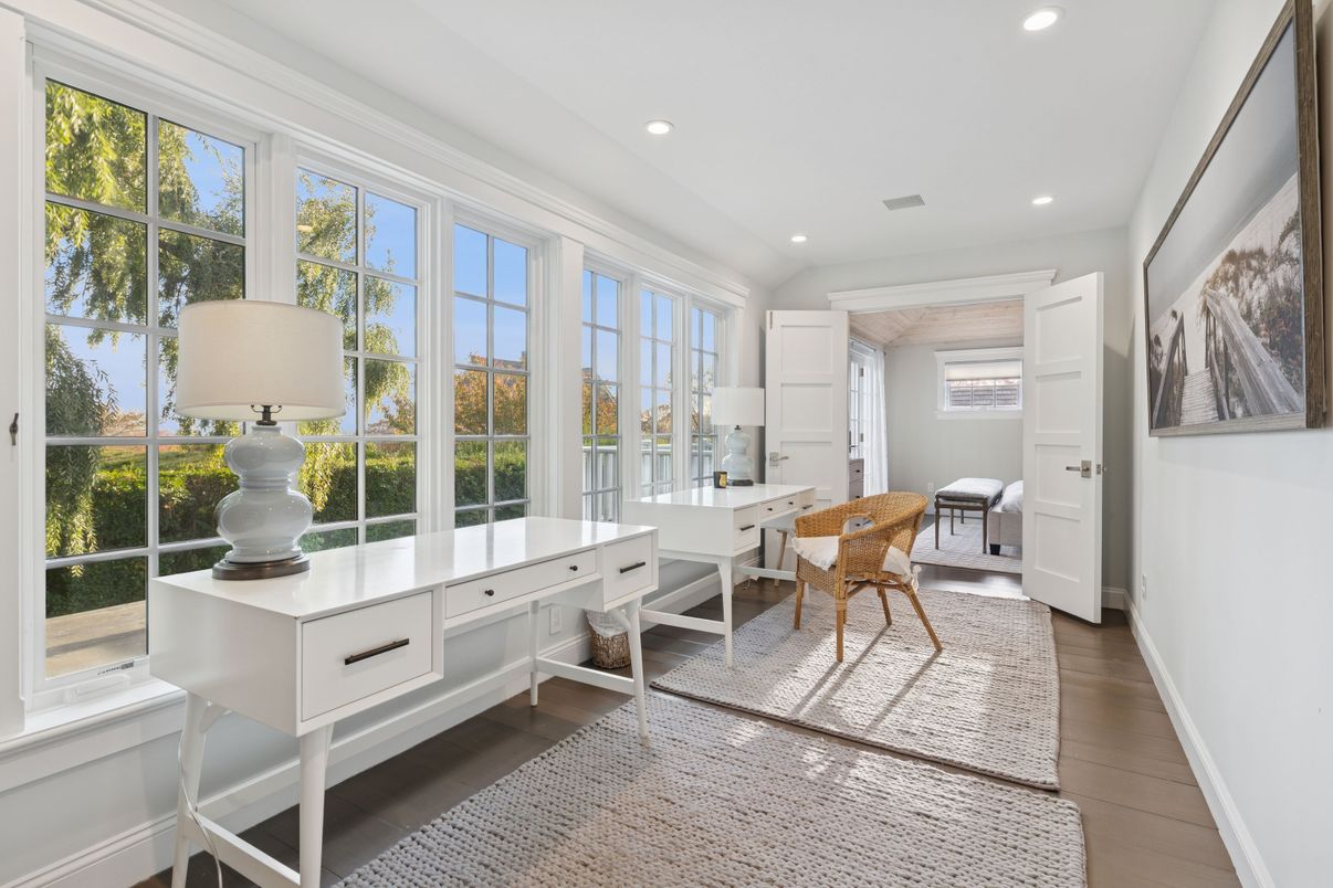 Home Office, Interior, Recessed Lighting, Wood Texture Flooring