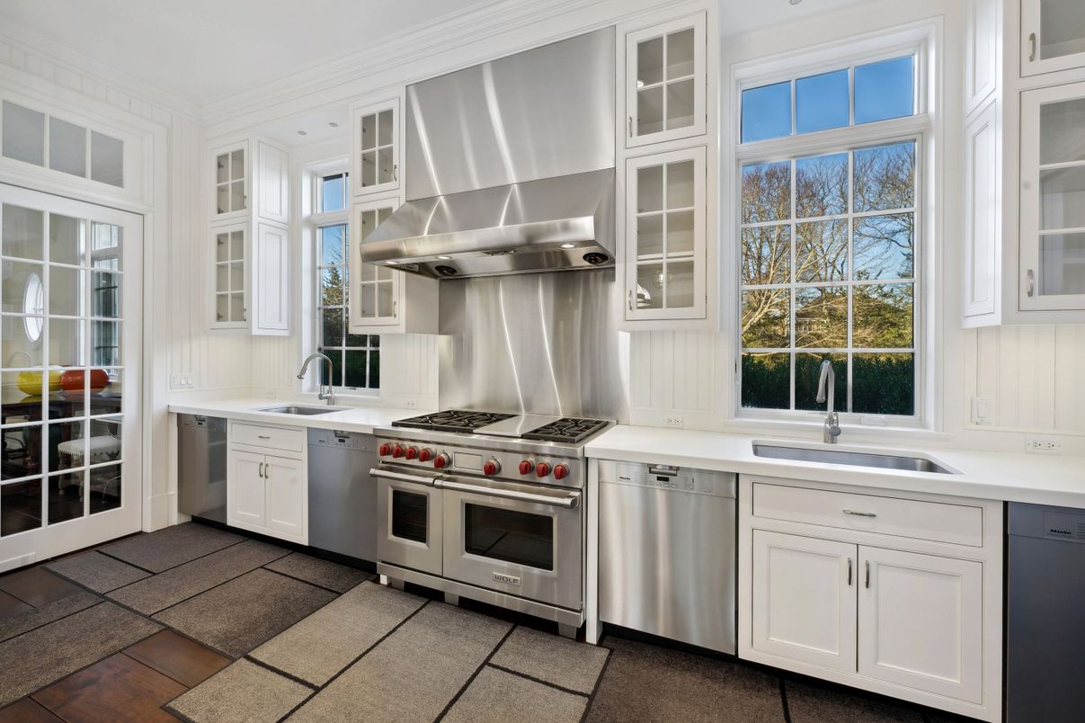 Interior, Kitchen, Stainless Steel Appliances