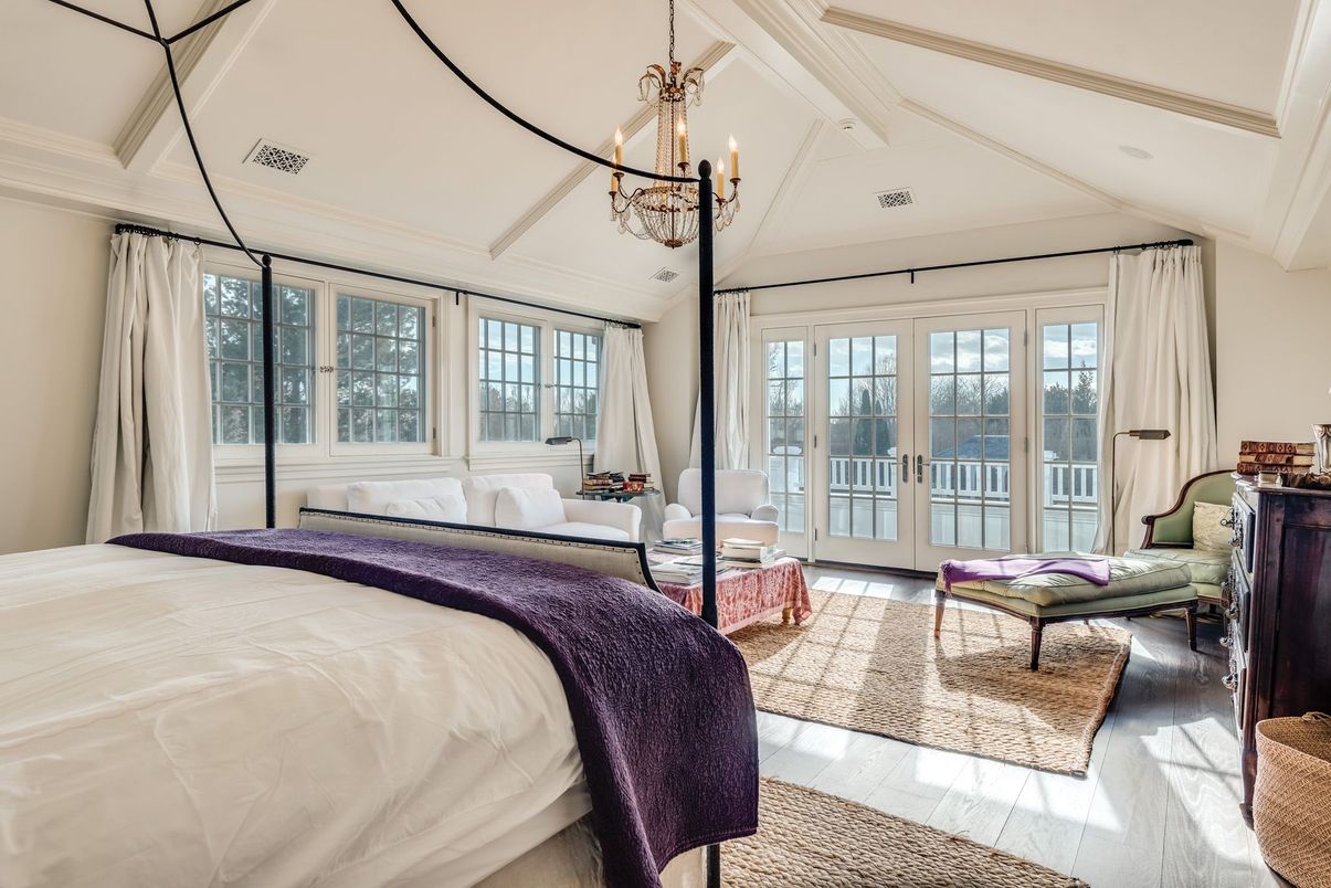 Bedroom, Chandelier, Interior, Pendant Lights, Wood Texture Flooring