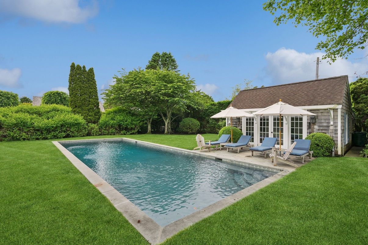 Backyard, Exterior, Pool