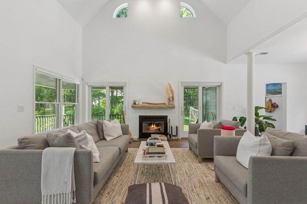 Fireplace, Interior, Living room