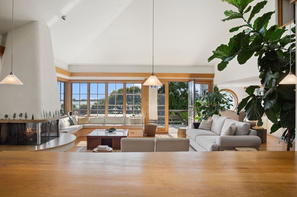 Fireplace, Interior, Living room, Pendant Lights