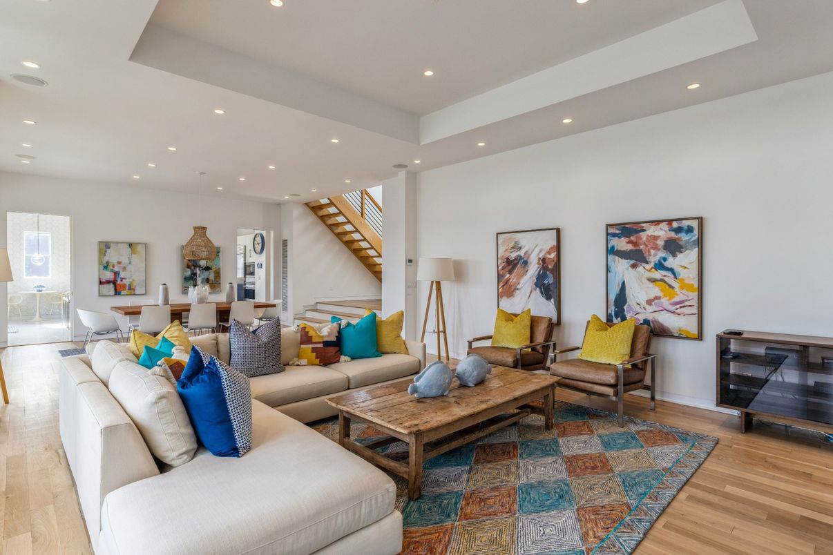 Dining room, Interior, Living room, Recessed Lighting, Wood Texture Flooring