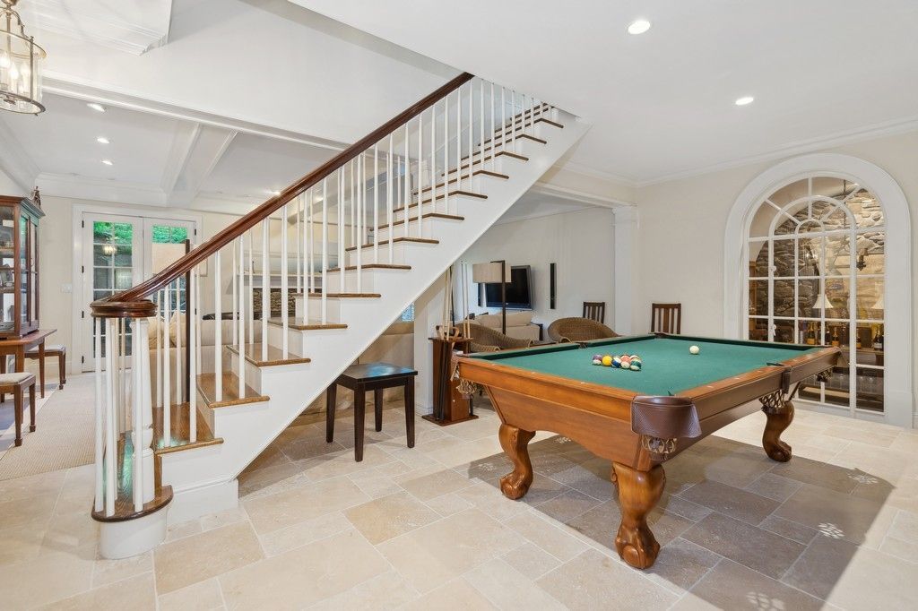 Billiard Table, Game Room, Interior, Recessed Lighting