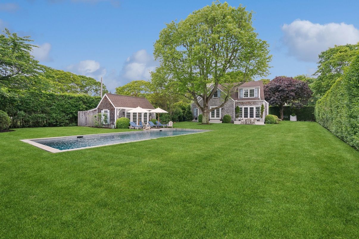 Backyard, Exterior, Pool