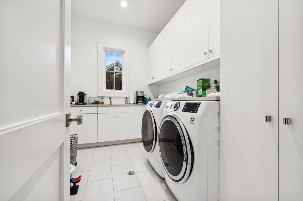 Interior, Recessed Lighting, Washer