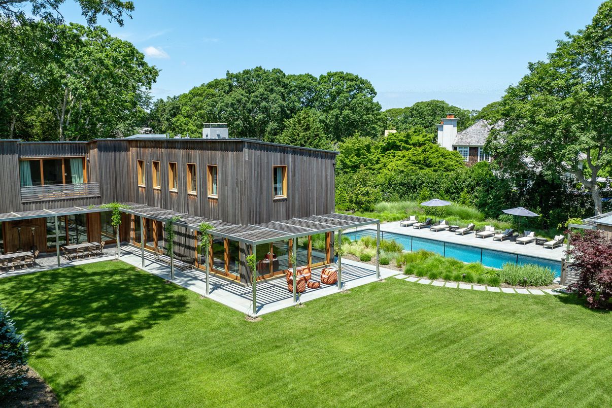 Backyard, Exterior, Pool