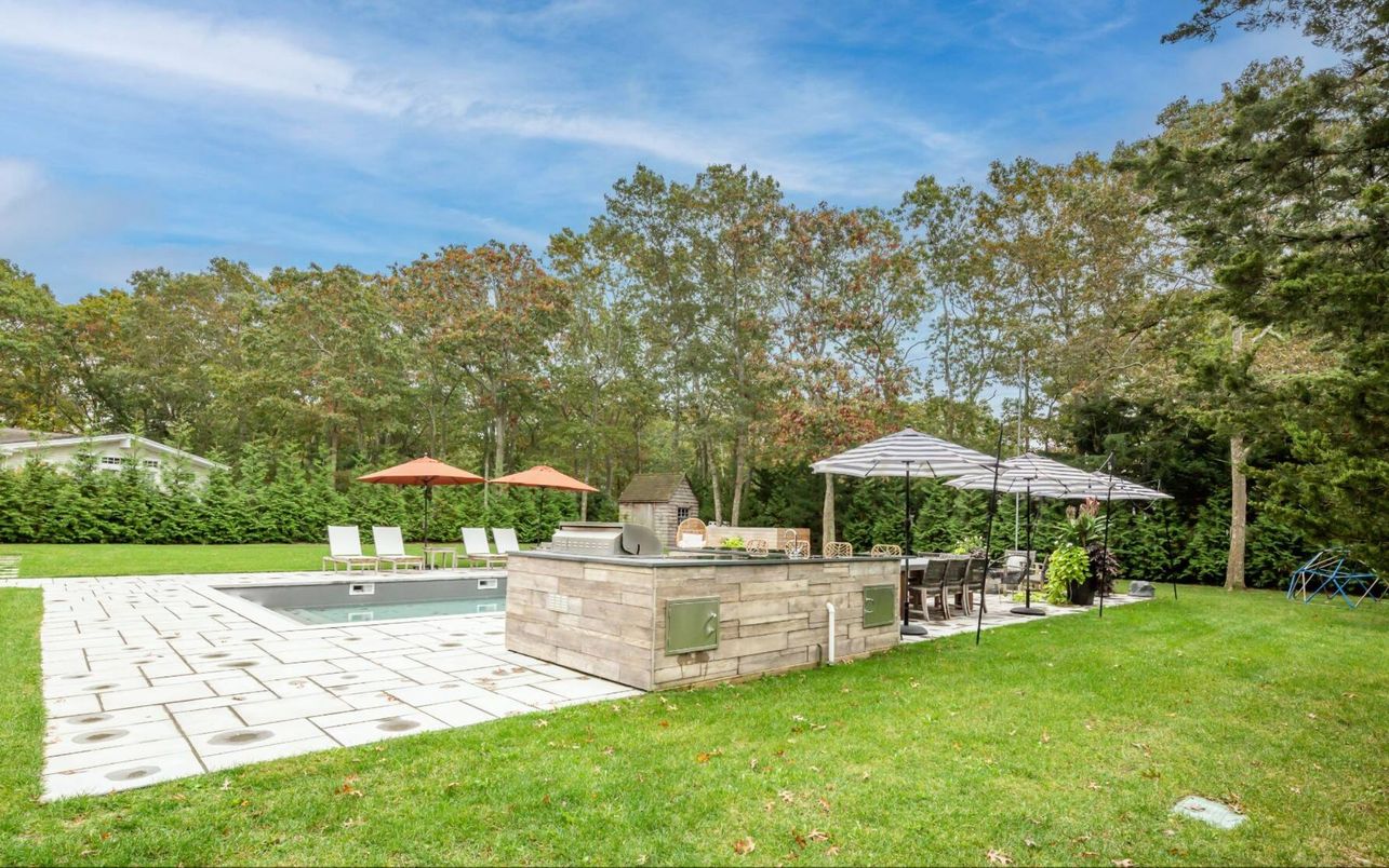 Backyard, Exterior, Outdoor Kitchen, Pool