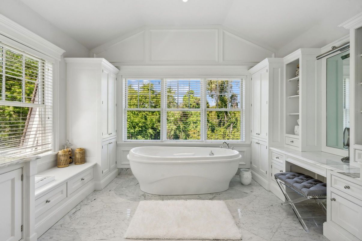 Bathroom, Free Standing Baths, Interior, Marble, Recessed Lighting