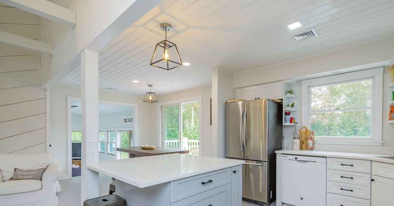 Interior, Kitchen, Pendant Lights, Recessed Lighting, Stainless Steel Appliances